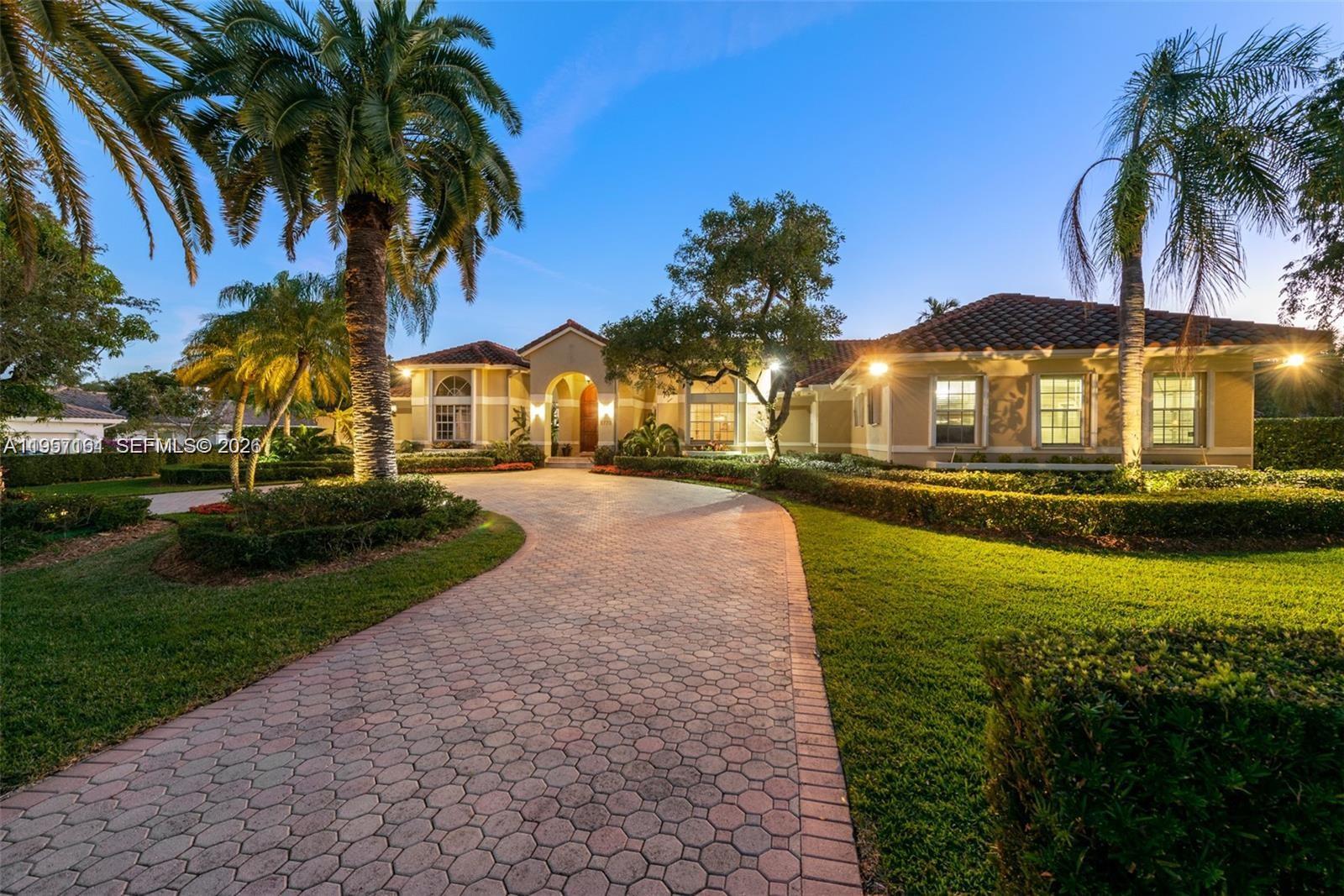 5770 SW 128th St Pinecrest, FL 33156