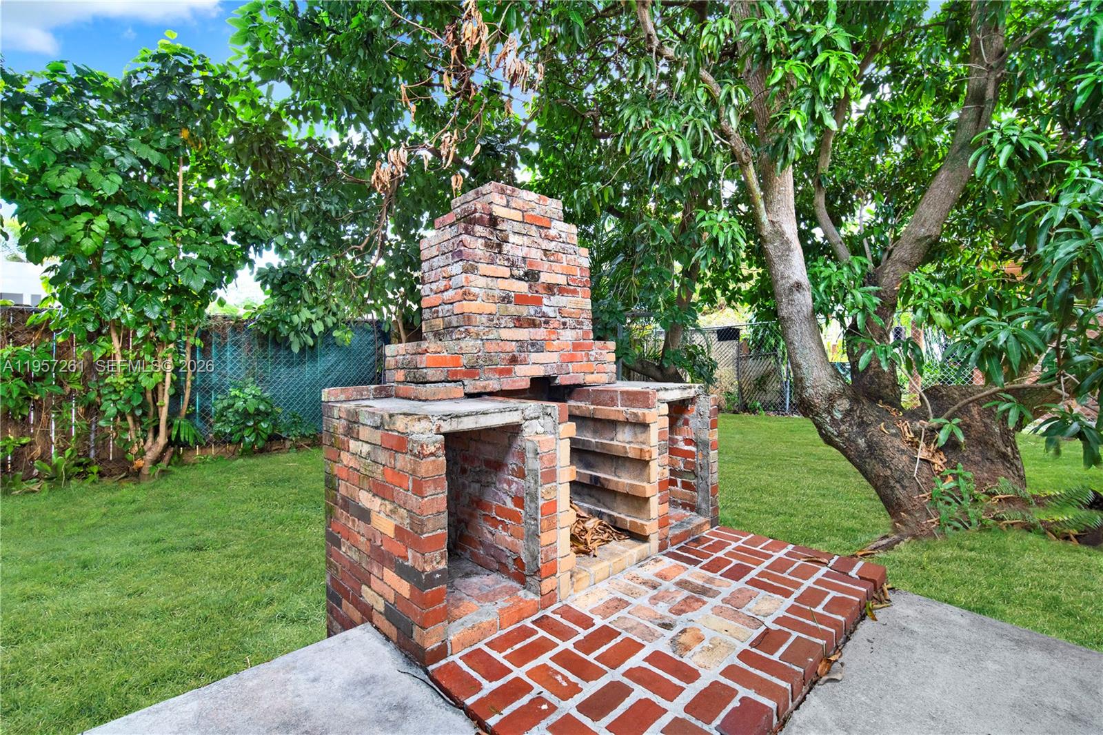 51 NE 56th Ct Oakland Park, FL 33334