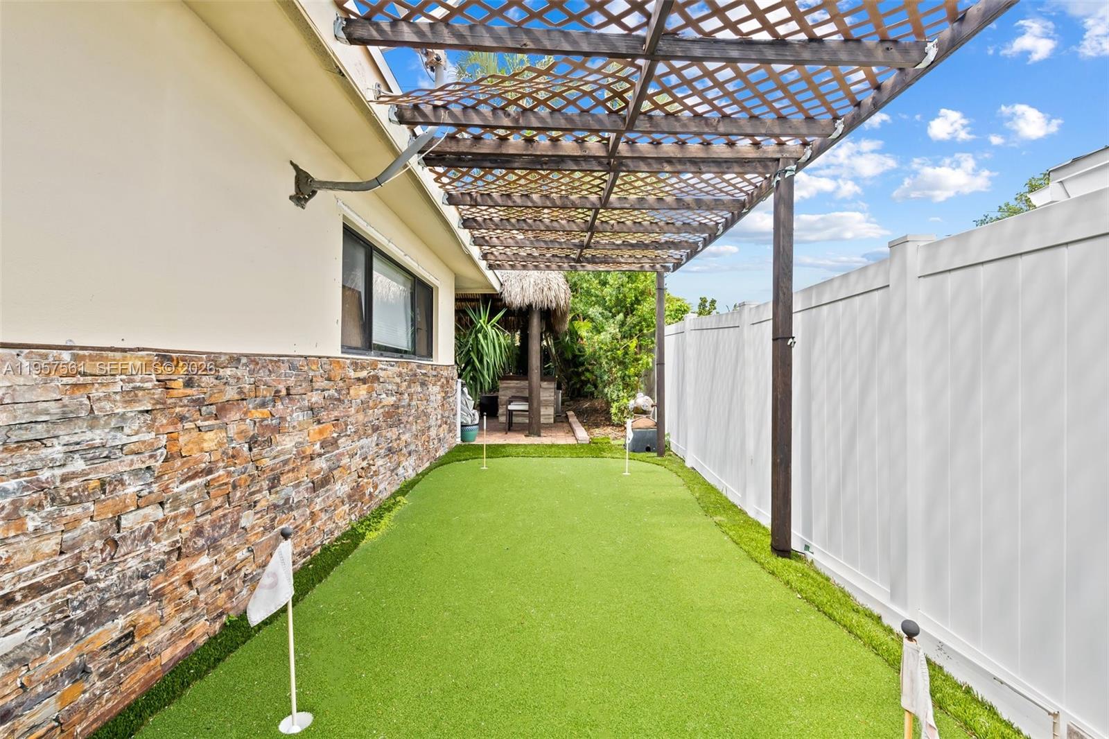 2395 SE 6th St Pompano Beach, FL 33062