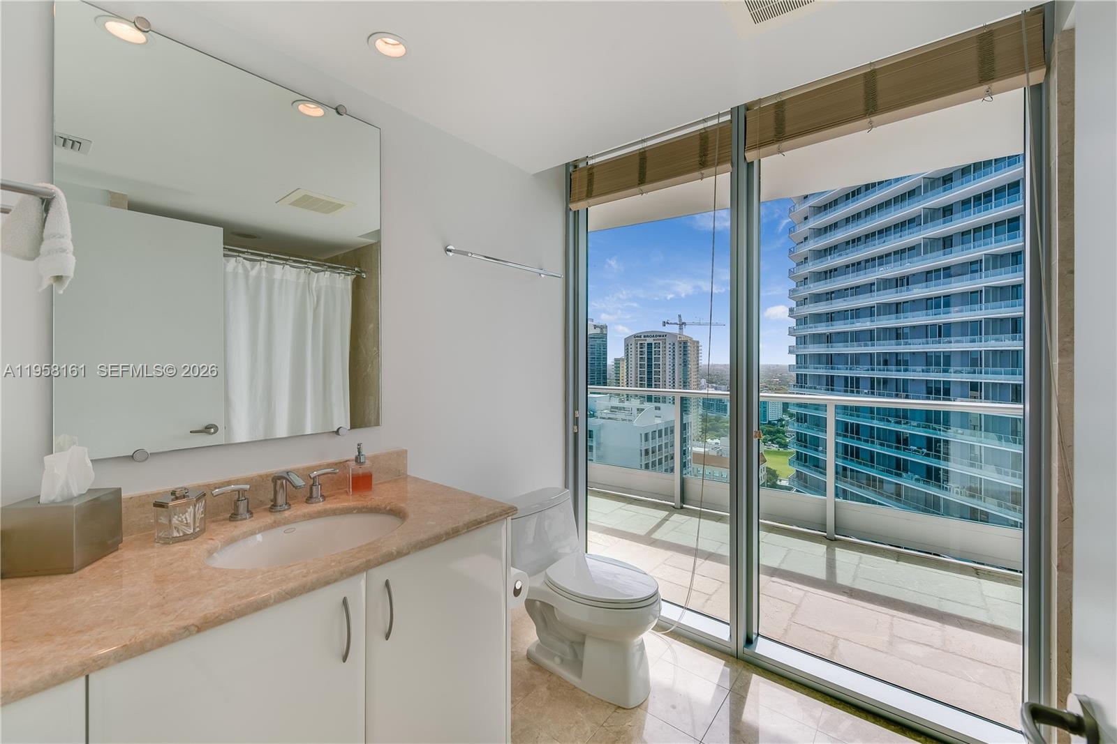 1331 Brickell Bay Dr #3311 Miami, FL 33131