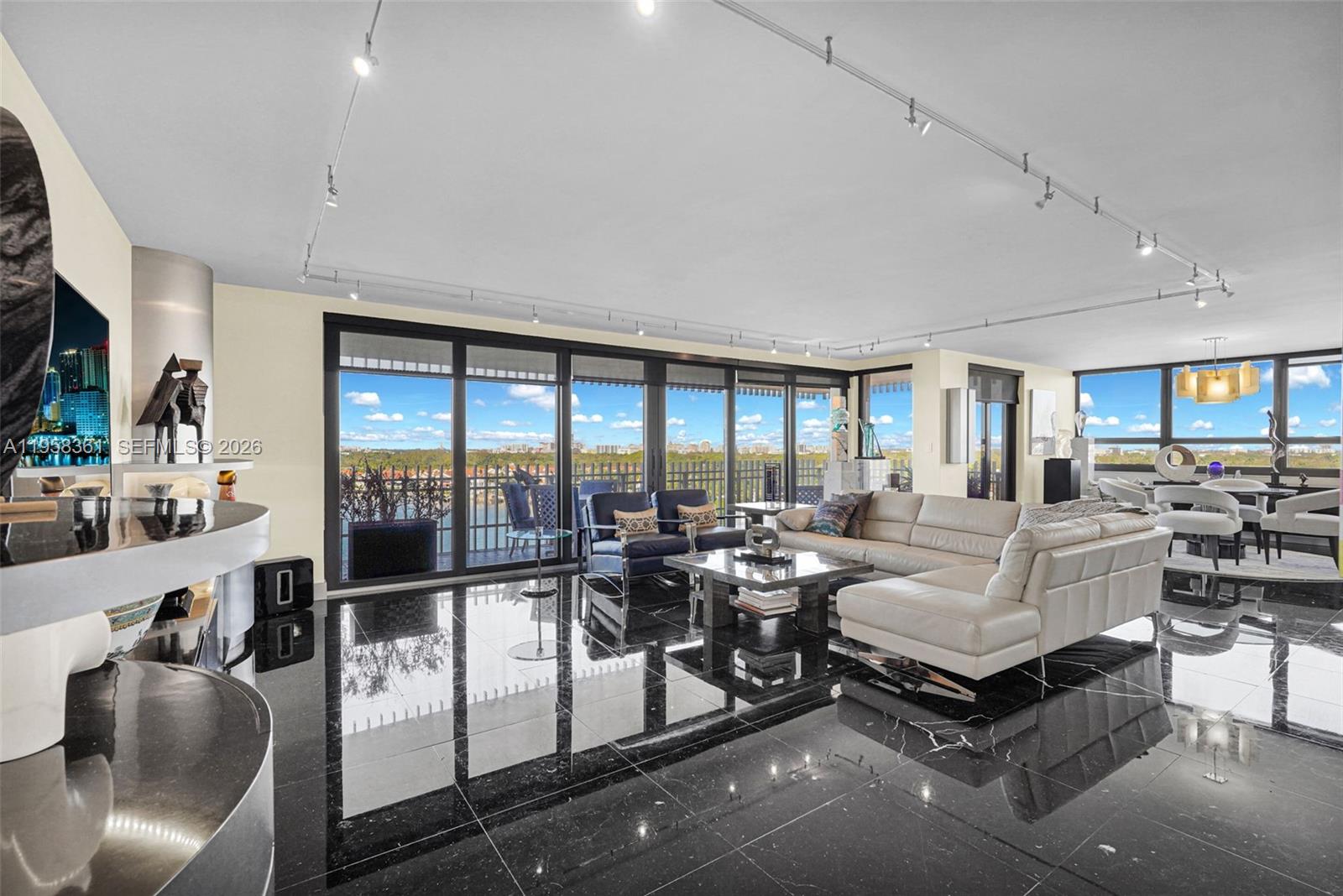 image Three Grove Isle1