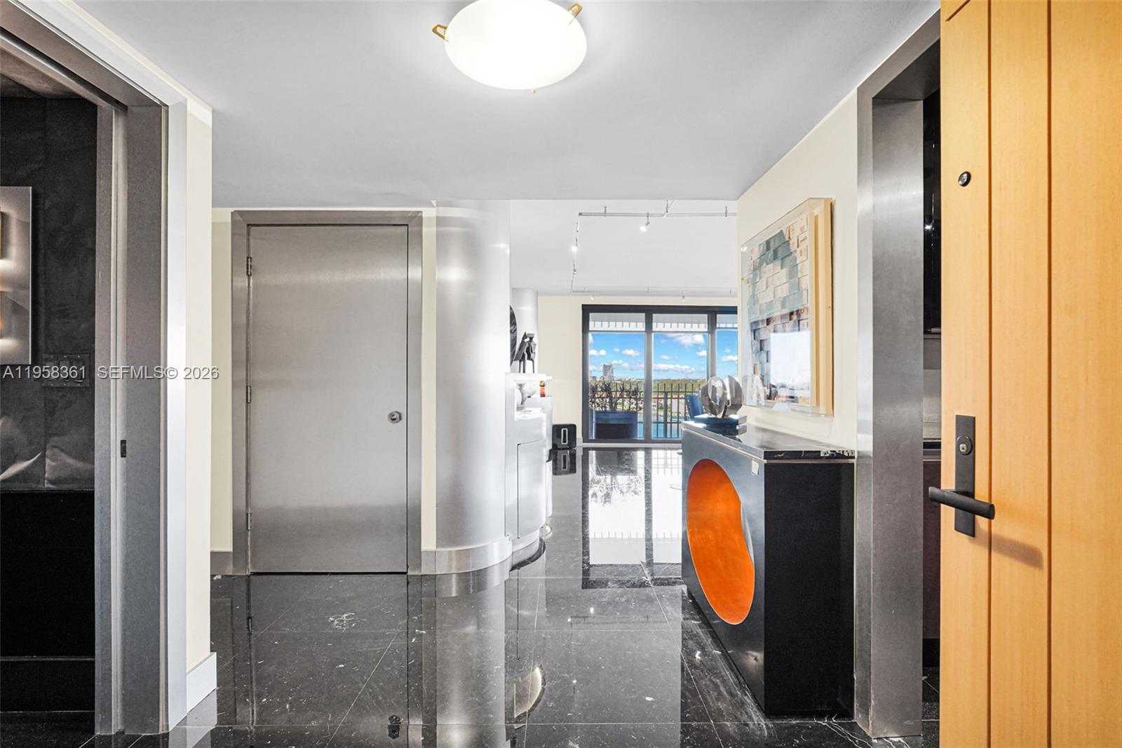 image Three Grove Isle19