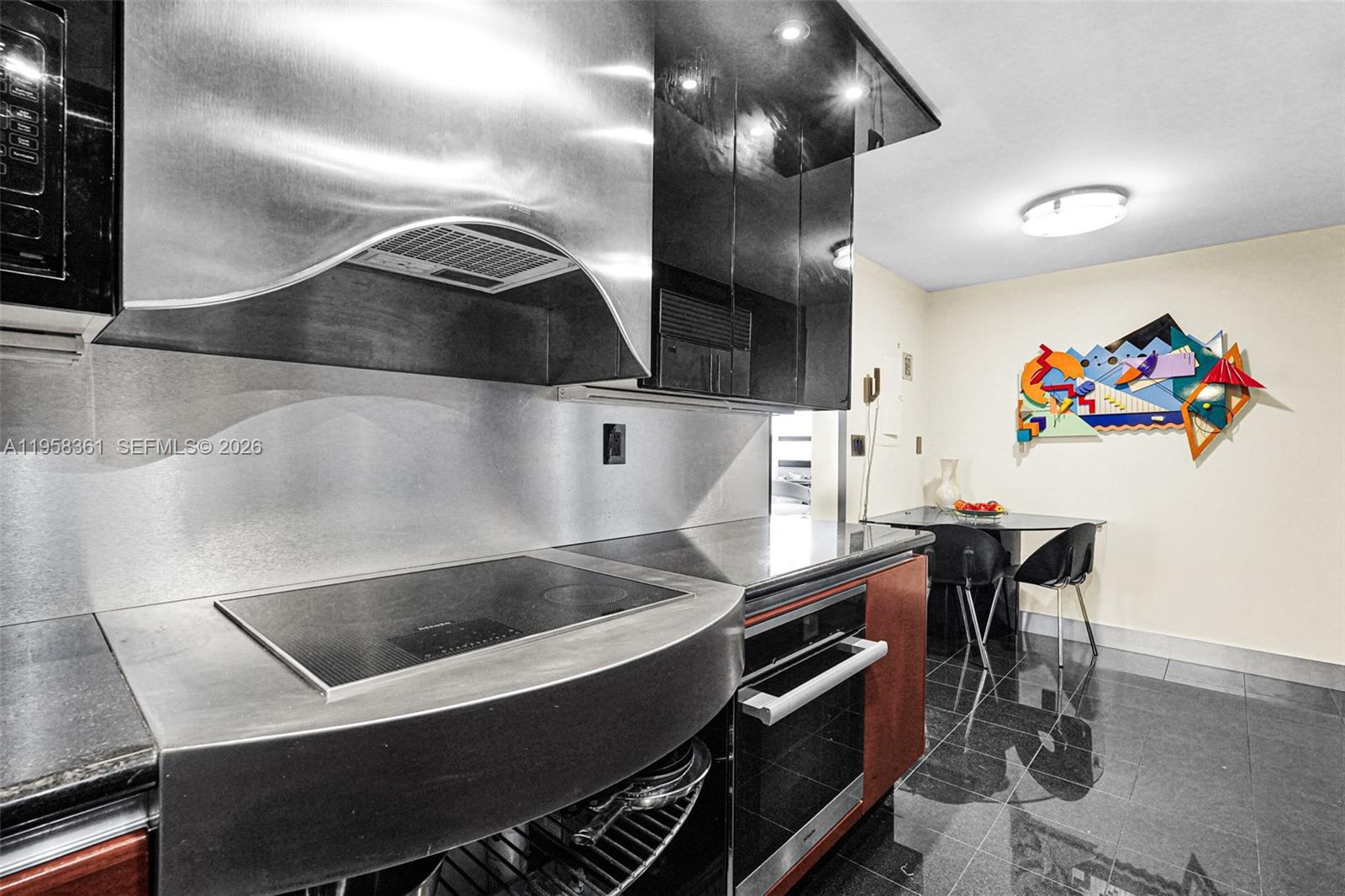 image Three Grove Isle23