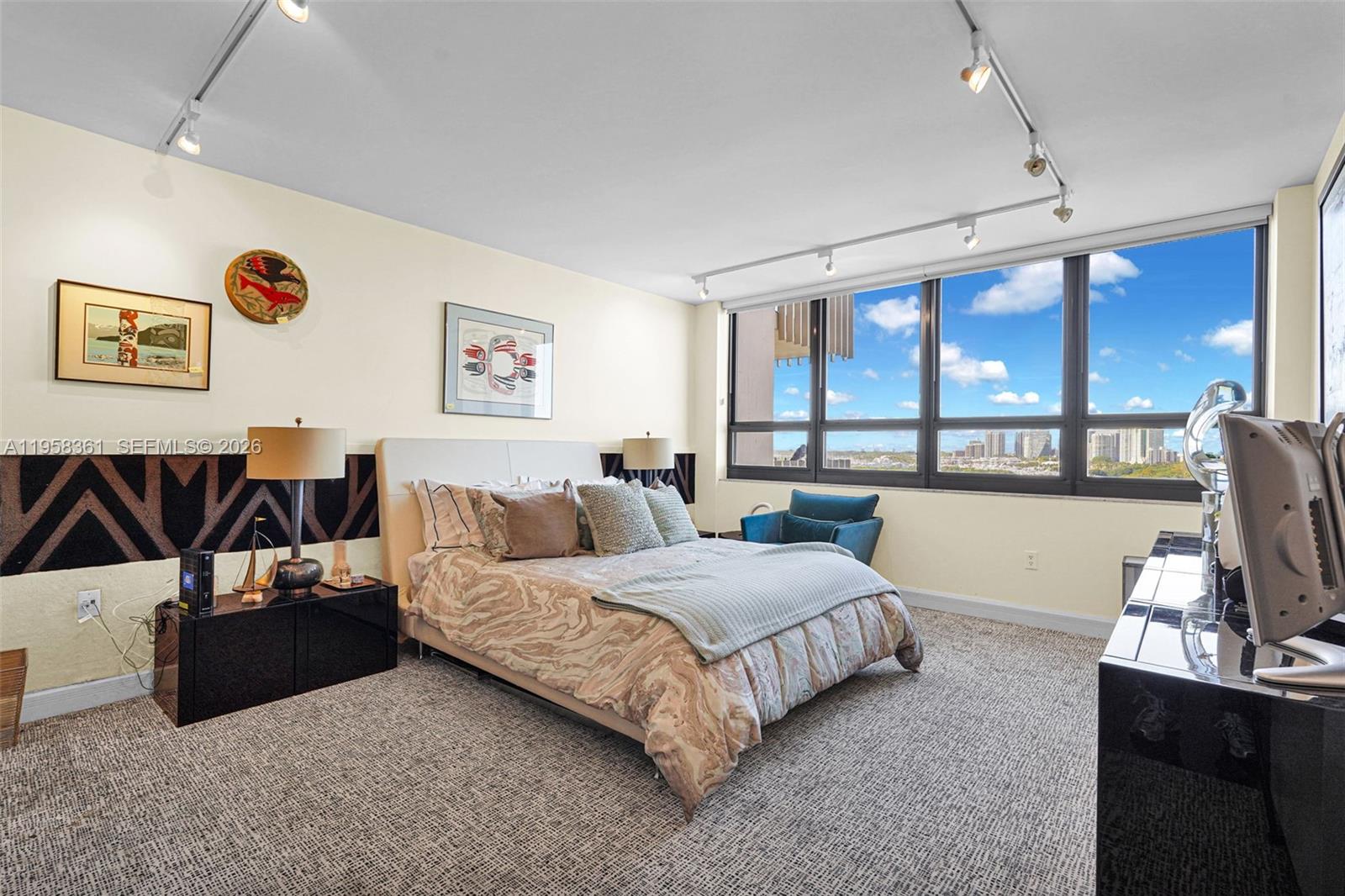 image Three Grove Isle36