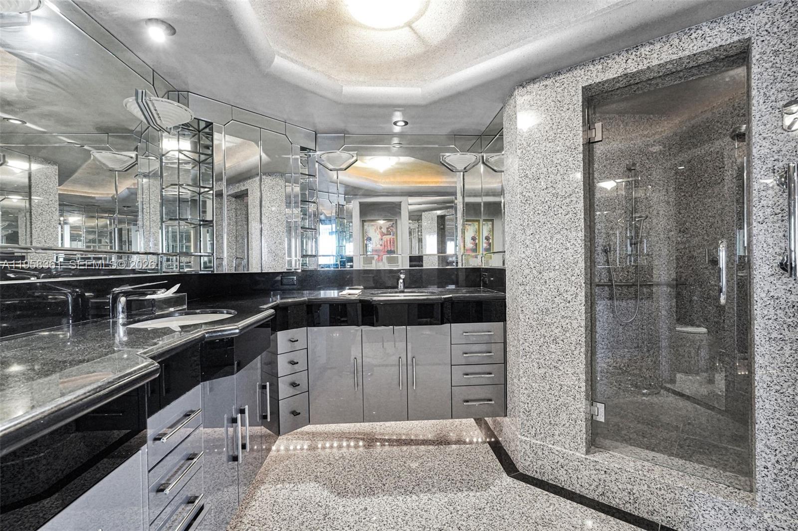 image Three Grove Isle47