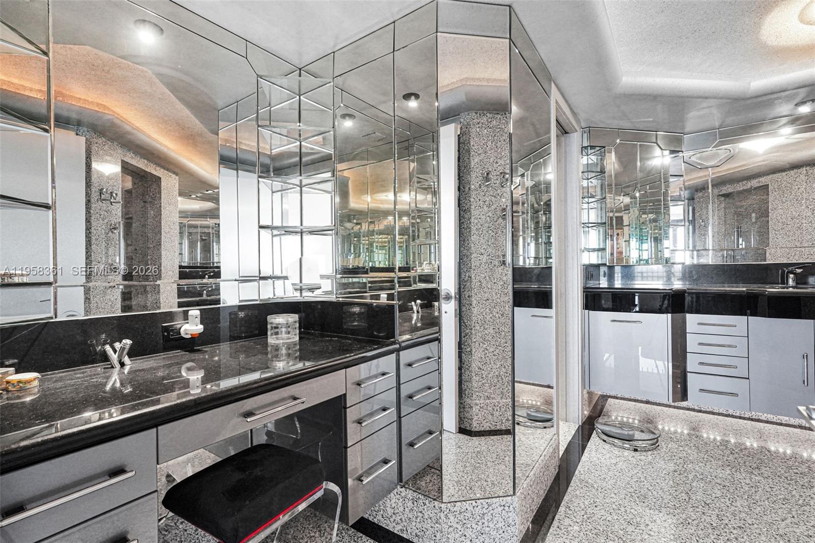 image Three Grove Isle48