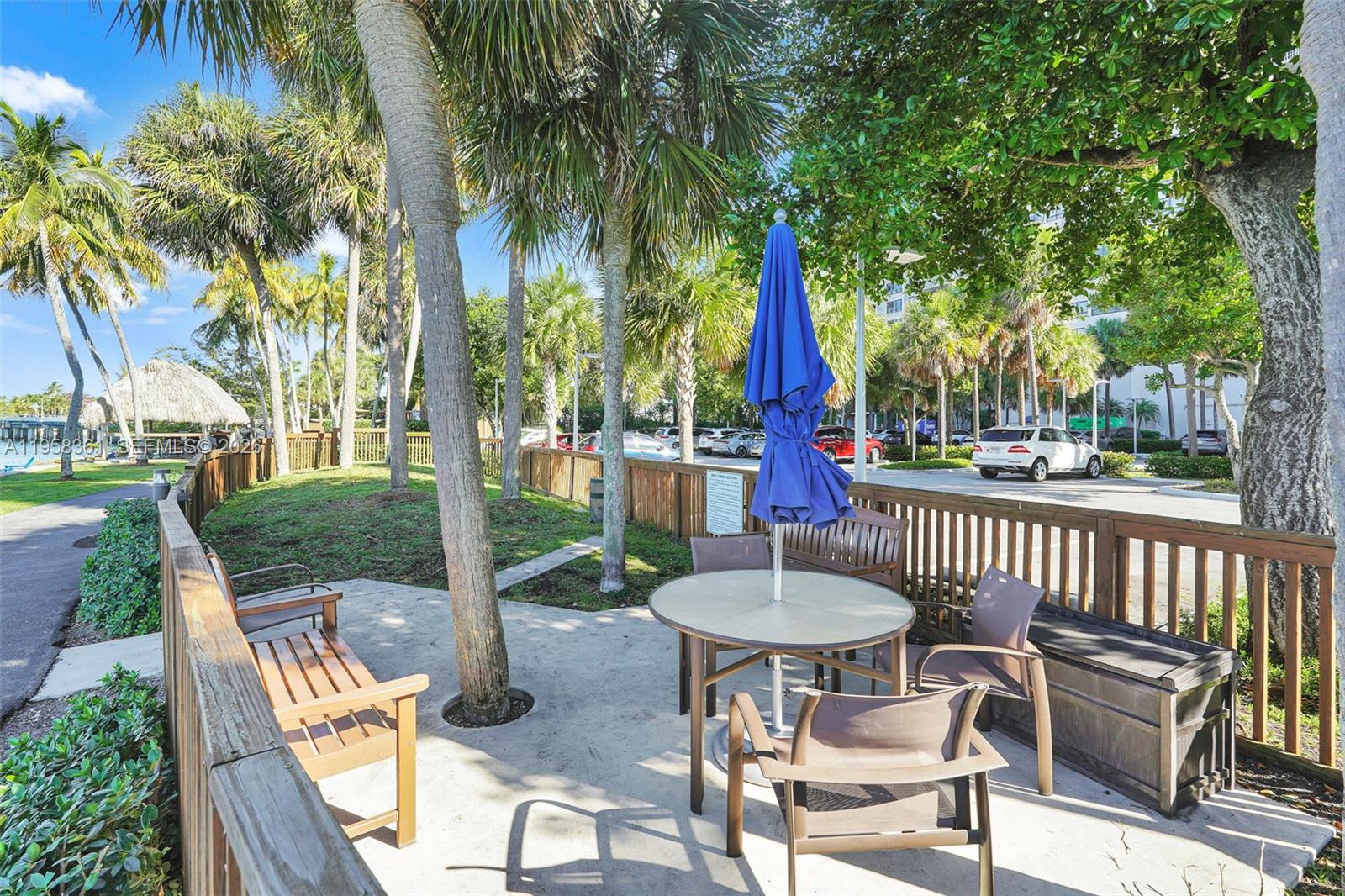 image Three Grove Isle68