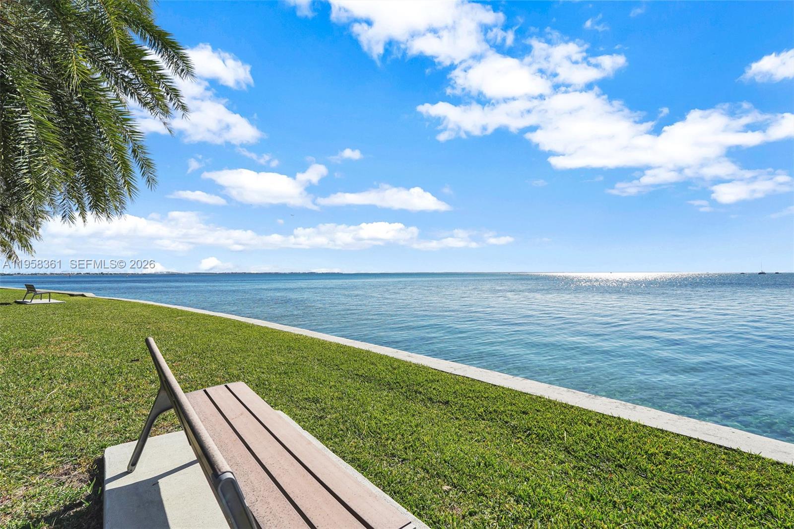 image Three Grove Isle70