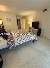 1000 Parkview Dr #224 Hallandale Beach, FL 33009