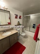 1000 Parkview Dr #224 Hallandale Beach, FL 33009