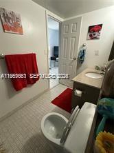 1000 Parkview Dr #224 Hallandale Beach, FL 33009