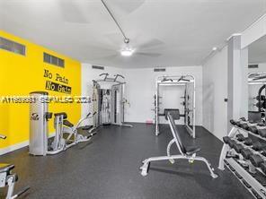 1000 Parkview Dr #224 Hallandale Beach, FL 33009