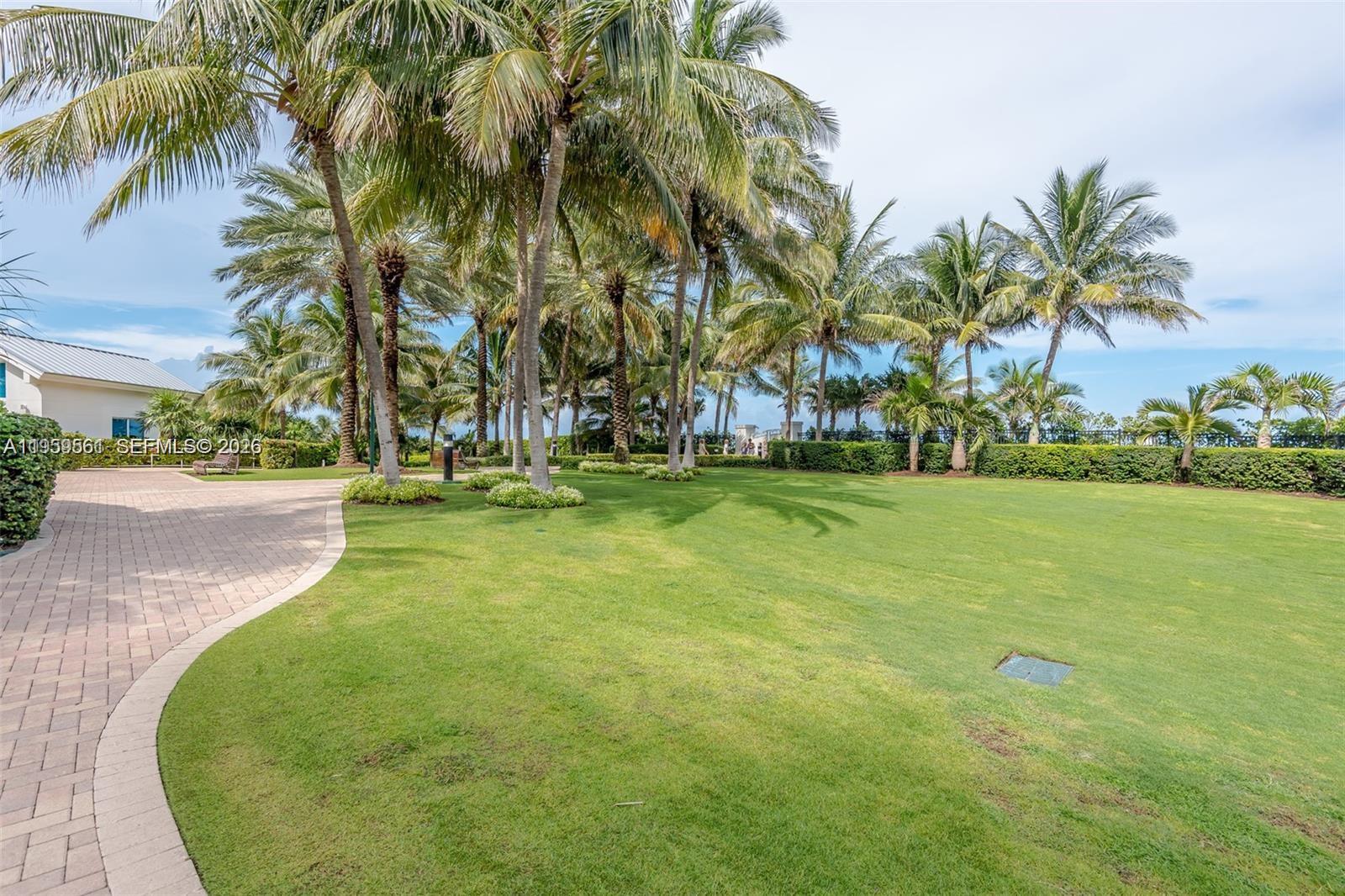 image Continuum South Beach North Tower1