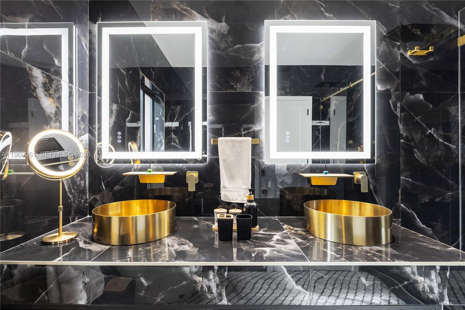 63 SW 31st Rd Miami, FL 33129