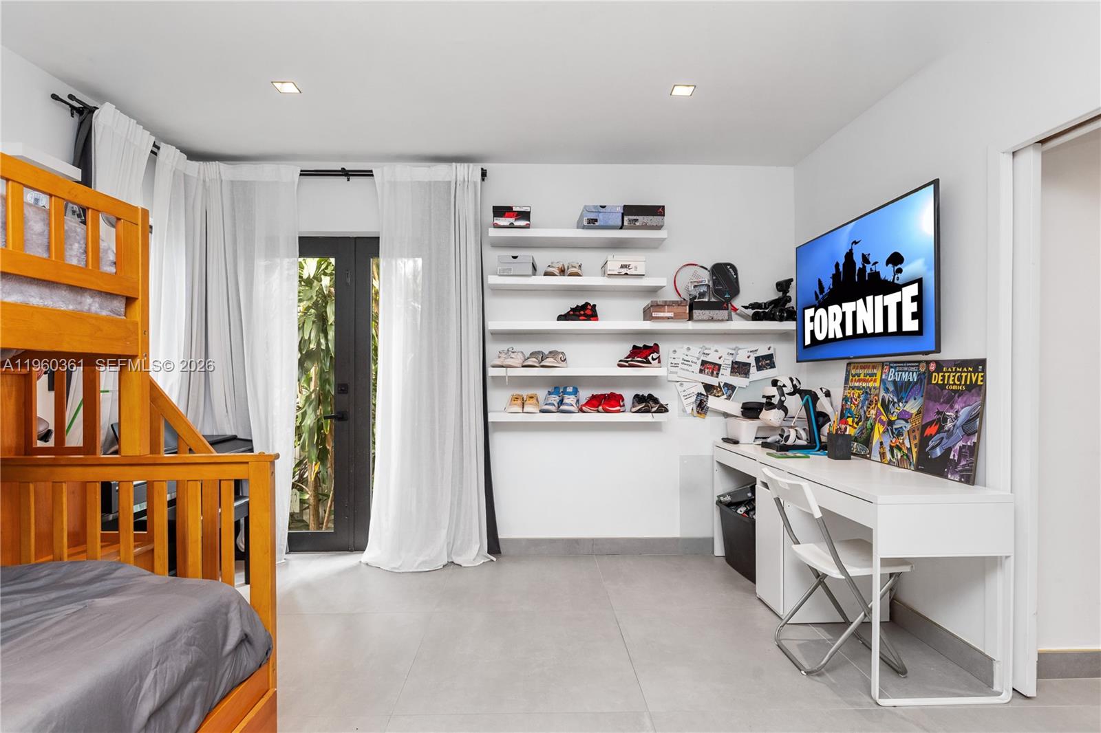 63 SW 31st Rd Miami, FL 33129