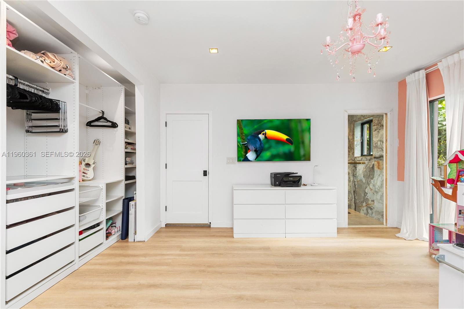 63 SW 31st Rd Miami, FL 33129