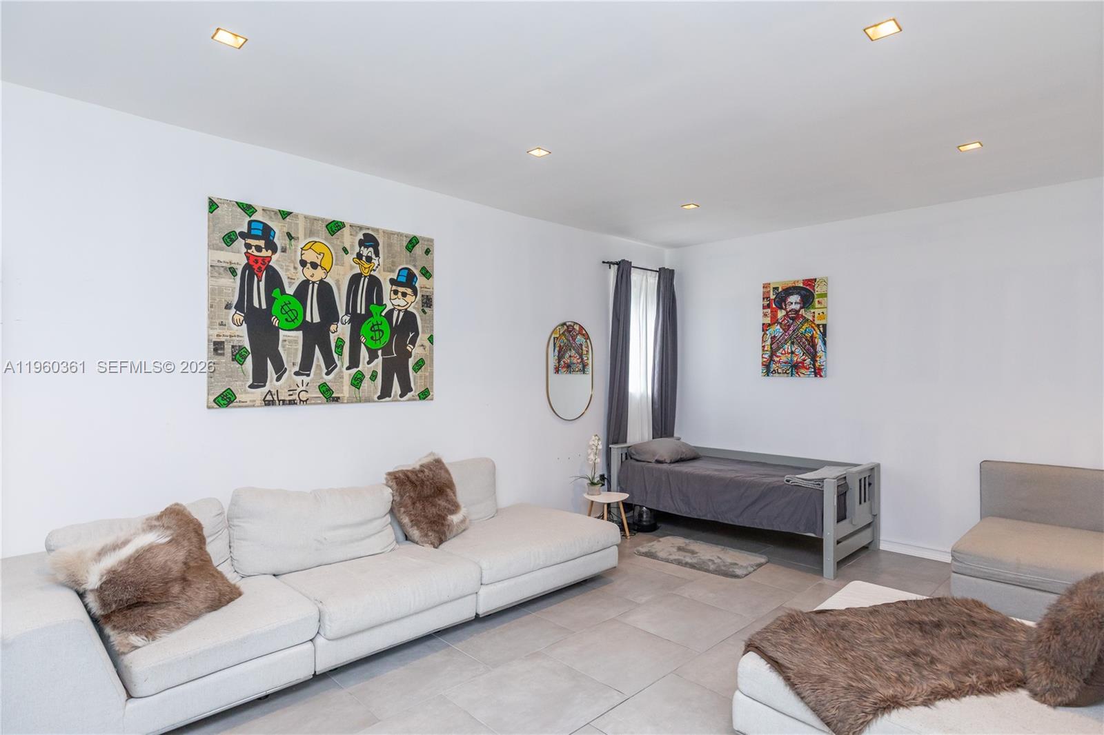 63 SW 31st Rd Miami, FL 33129