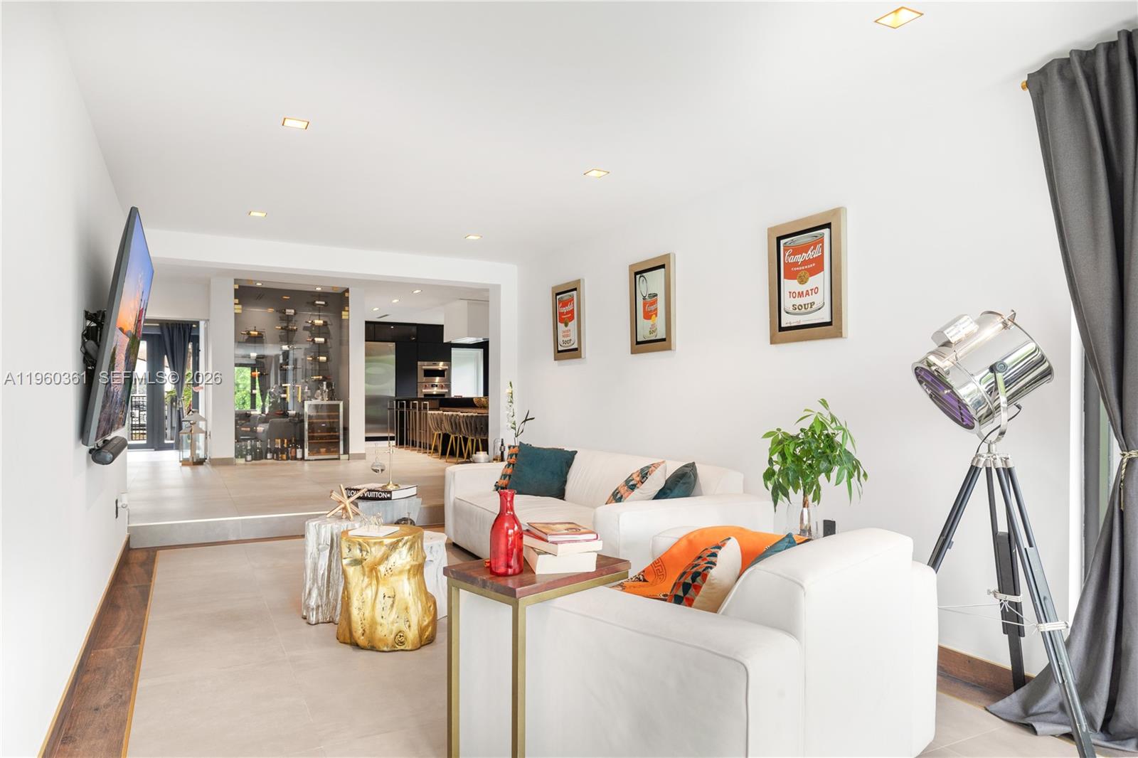 63 SW 31st Rd Miami, FL 33129