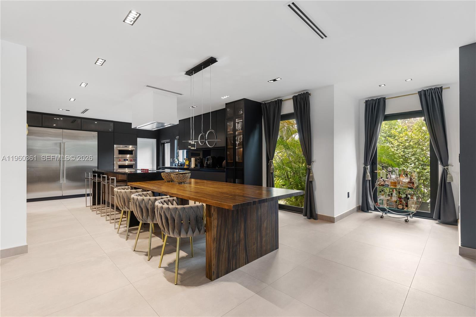 63 SW 31st Rd Miami, FL 33129