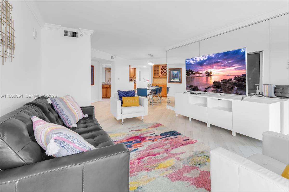 Undisclosed Address Singer Island, FL 33404