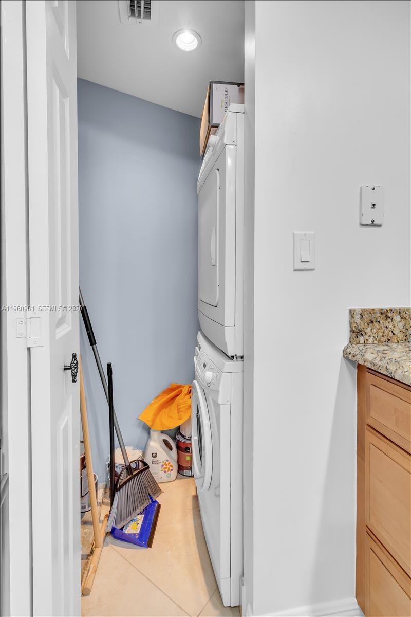 Undisclosed Address Singer Island, FL 33404