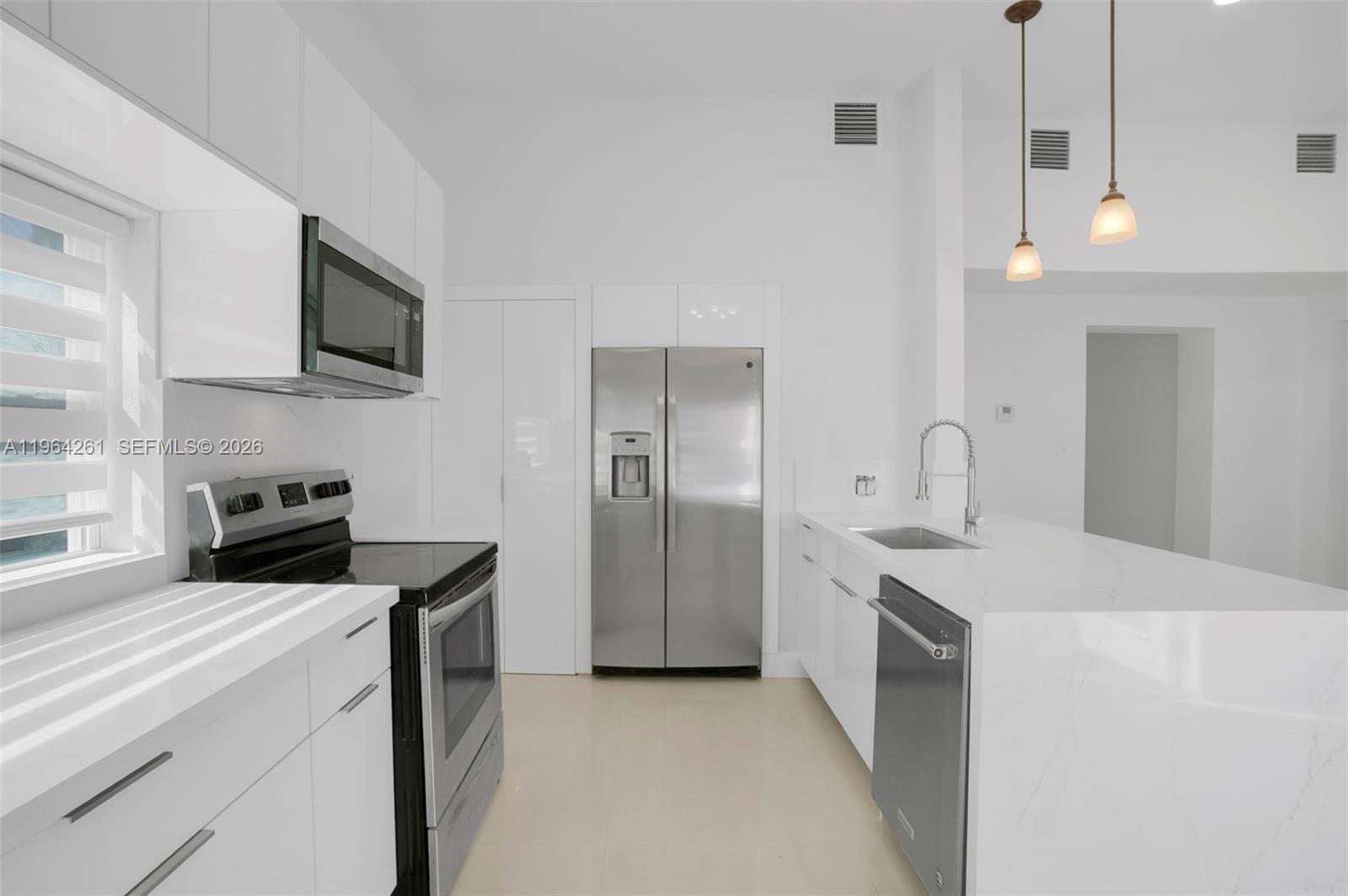 1820 SW 25th Ave Miami, FL 33145