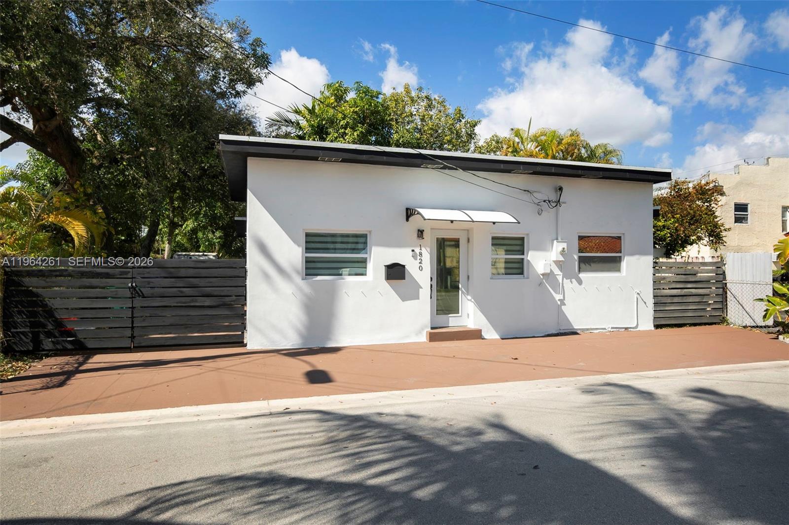 1820 SW 25th Ave Miami, FL 33145