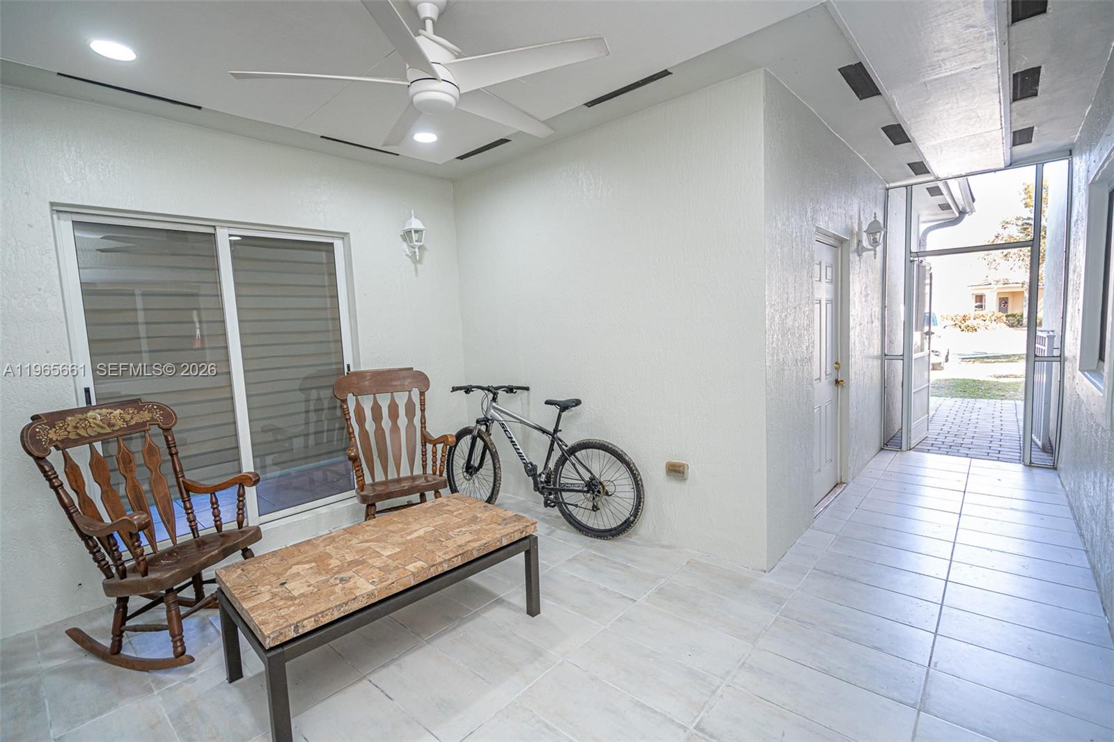 3054 SE 5th Dr Homestead, FL 33033