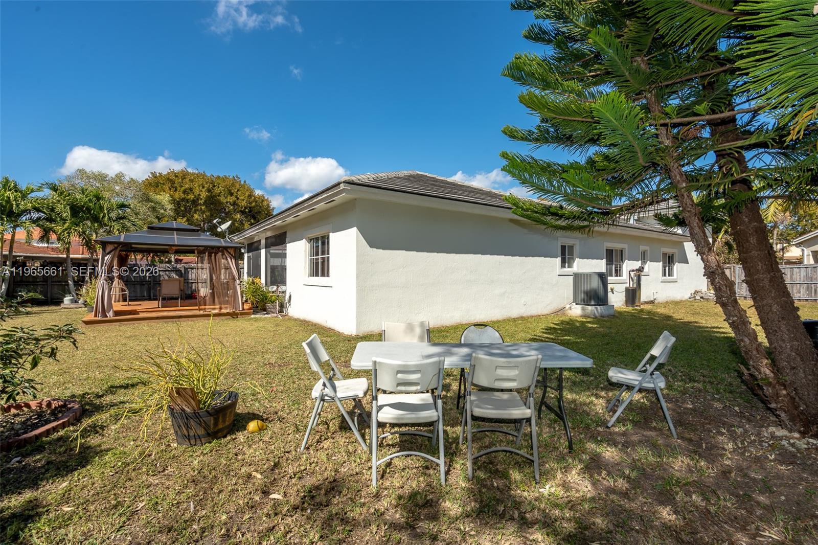 3054 SE 5th Dr Homestead, FL 33033