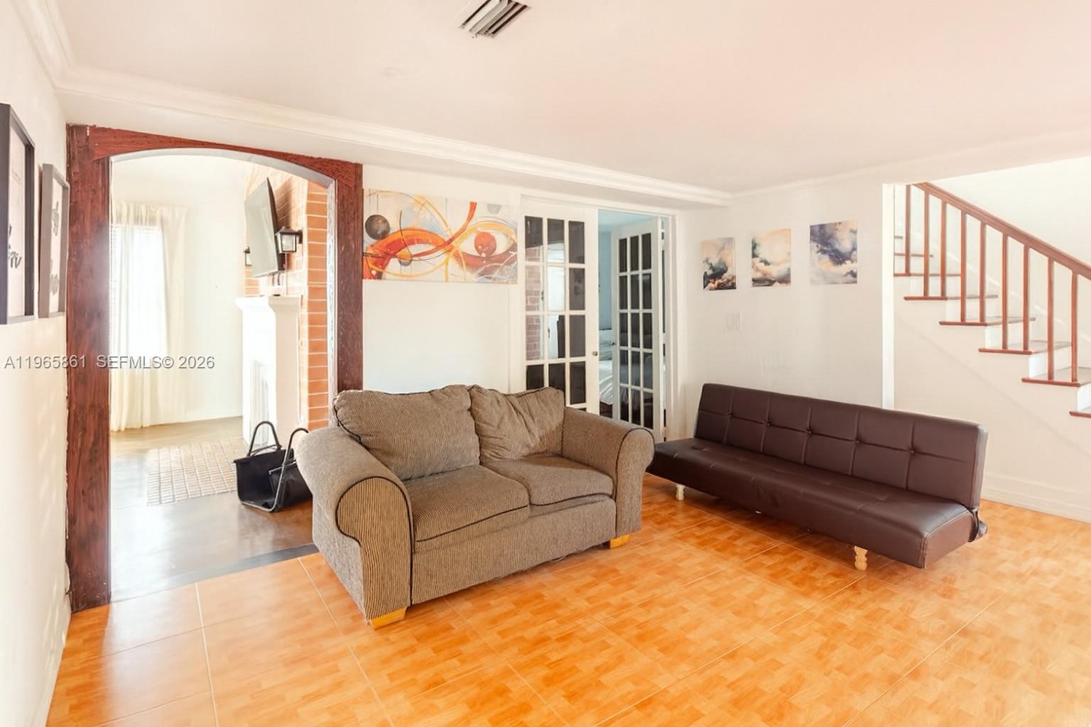 1545 NW 8th Ter Miami, FL 33125