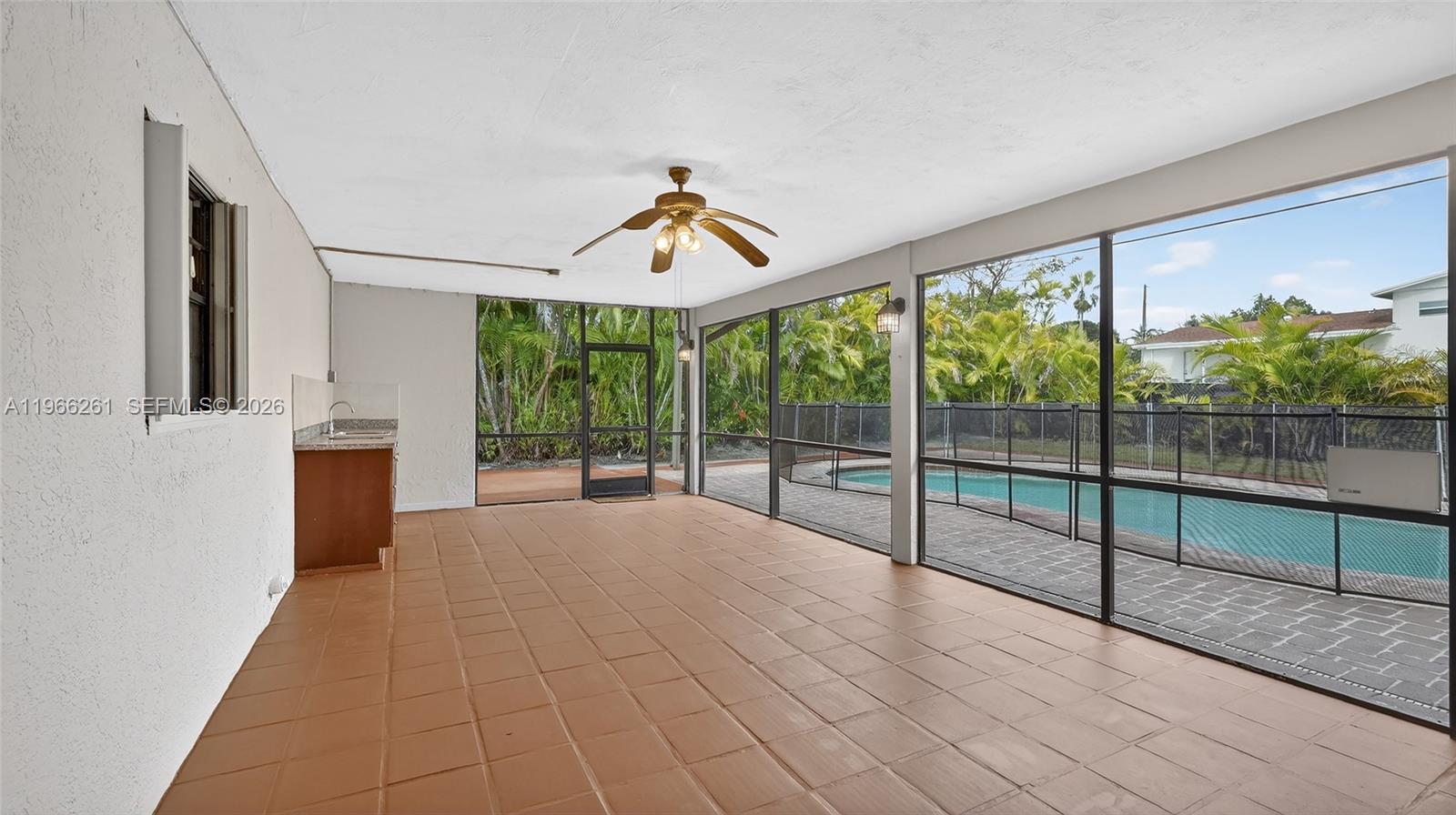 9131 SW 178th Ter Palmetto Bay, FL 33157