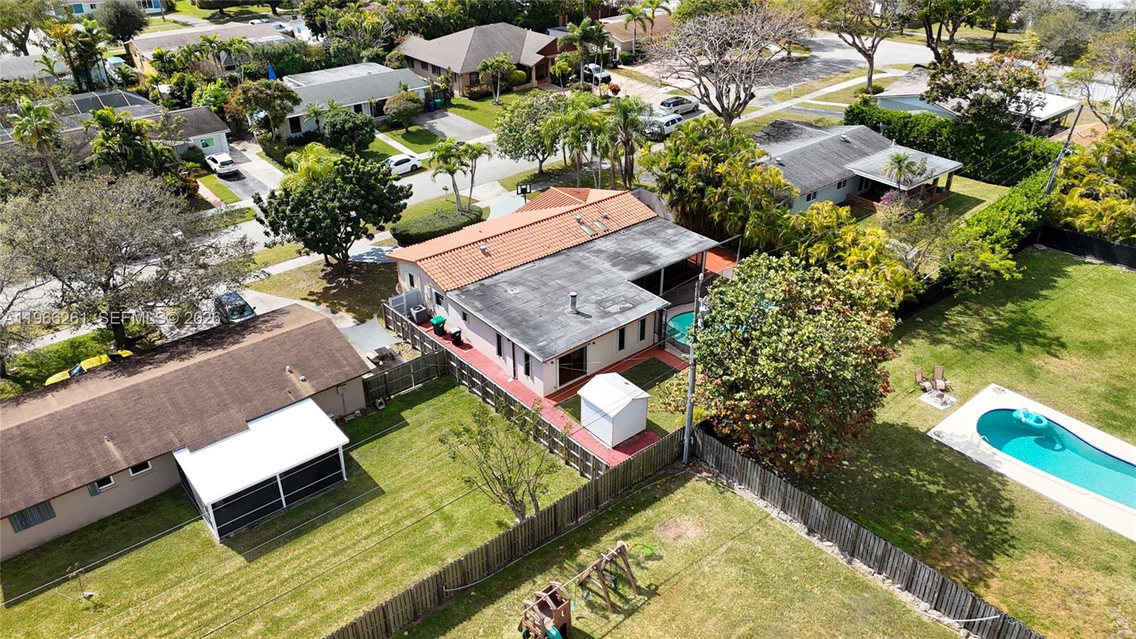 9131 SW 178th Ter Palmetto Bay, FL 33157