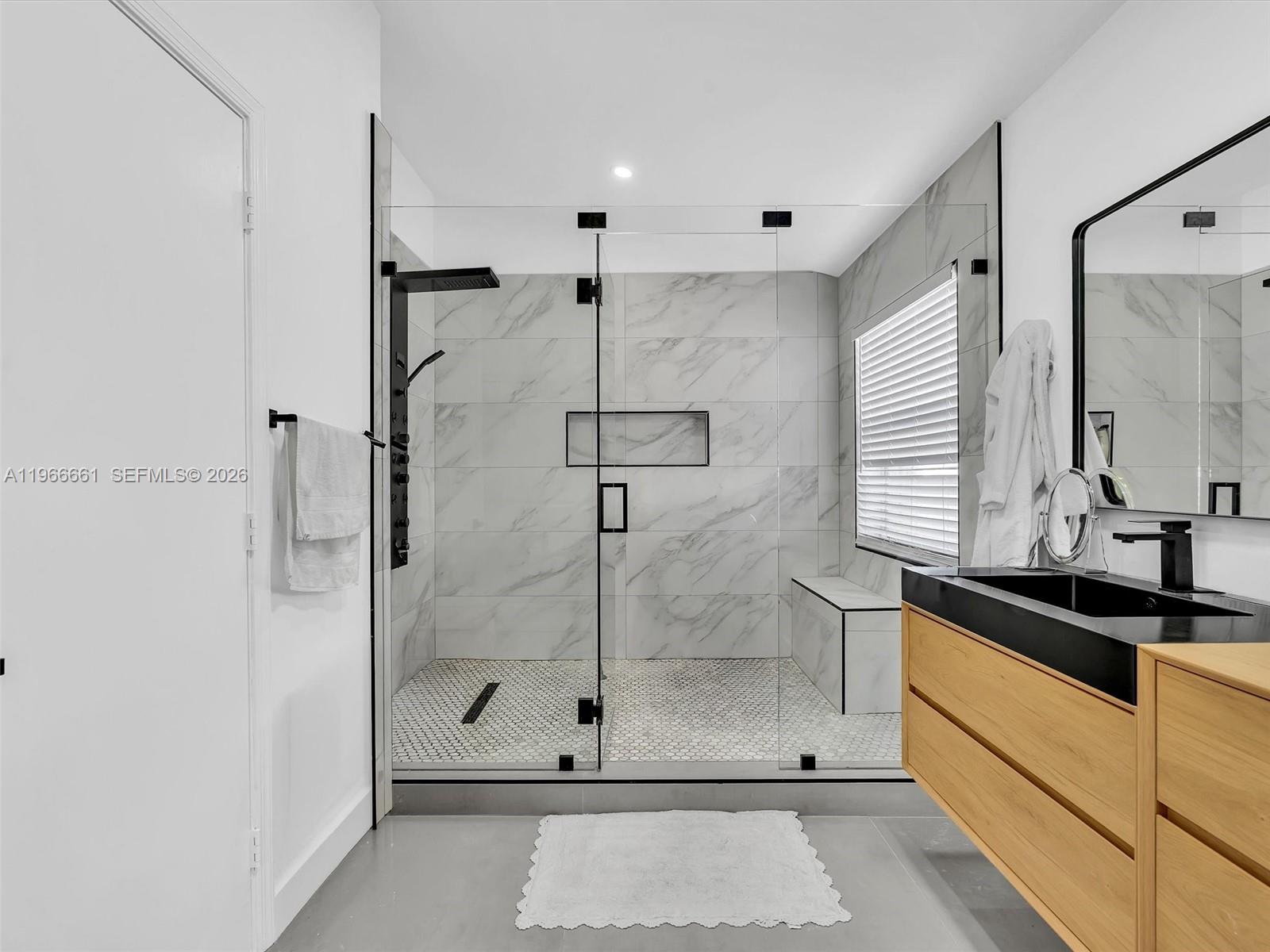 4962 SW 32nd Way Hollywood, FL 33312