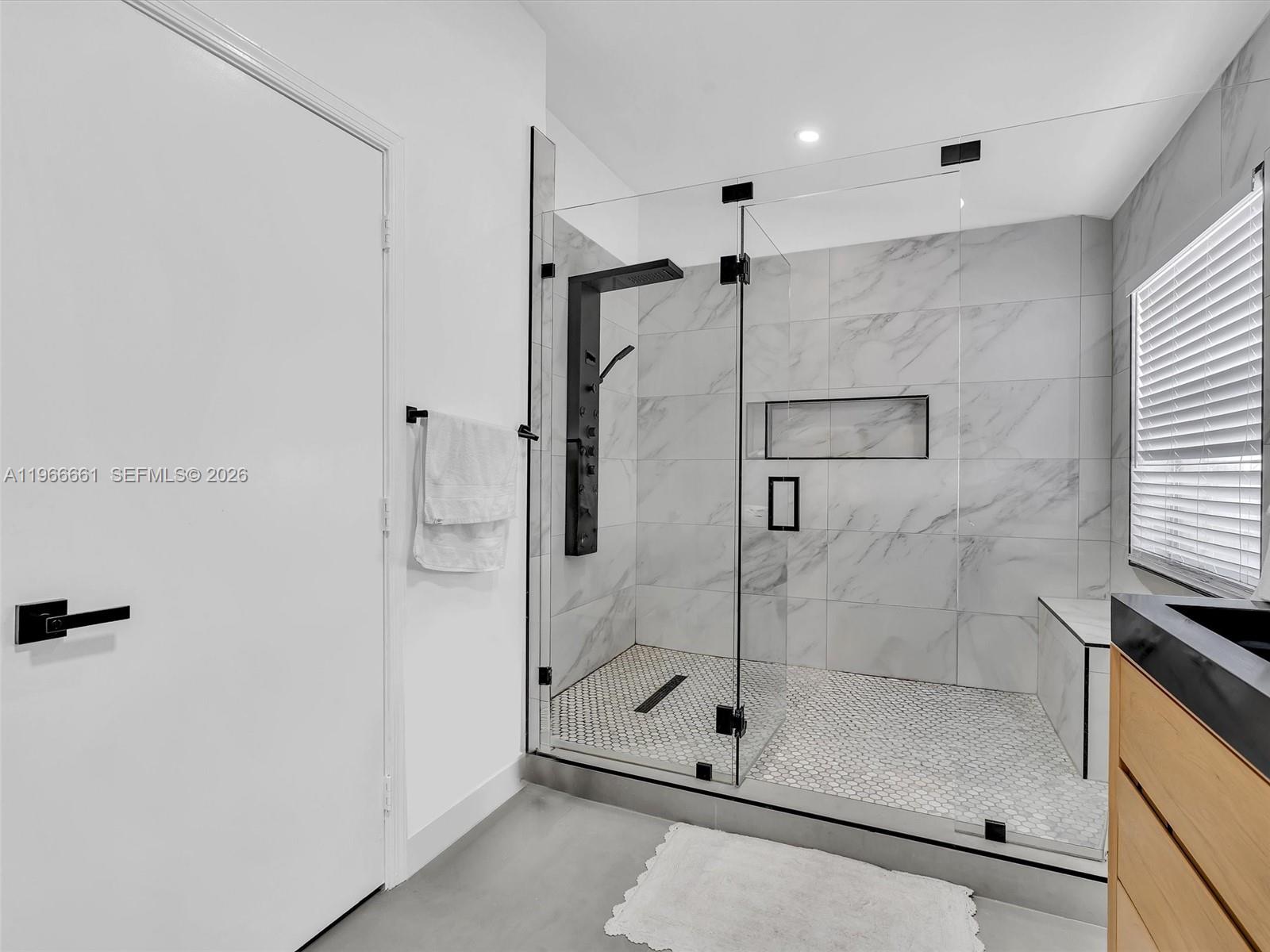 4962 SW 32nd Way Hollywood, FL 33312