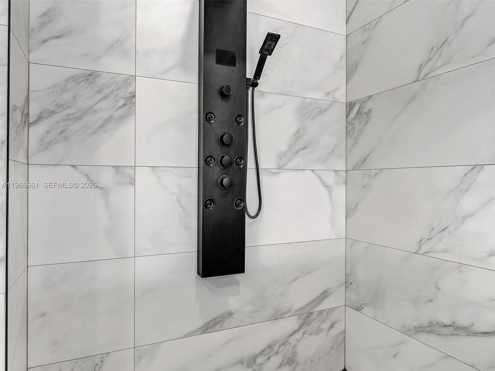 4962 SW 32nd Way Hollywood, FL 33312