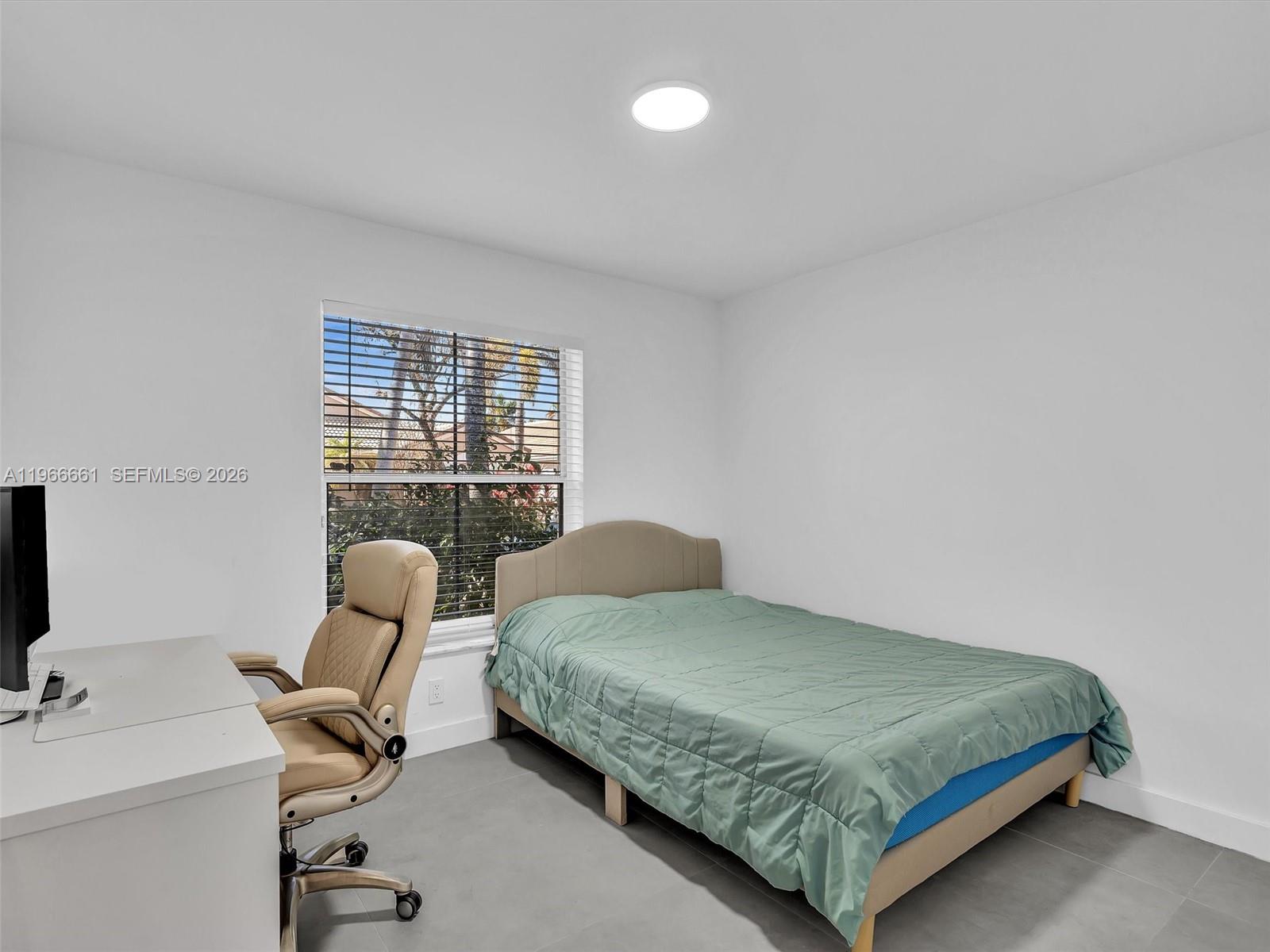 4962 SW 32nd Way Hollywood, FL 33312