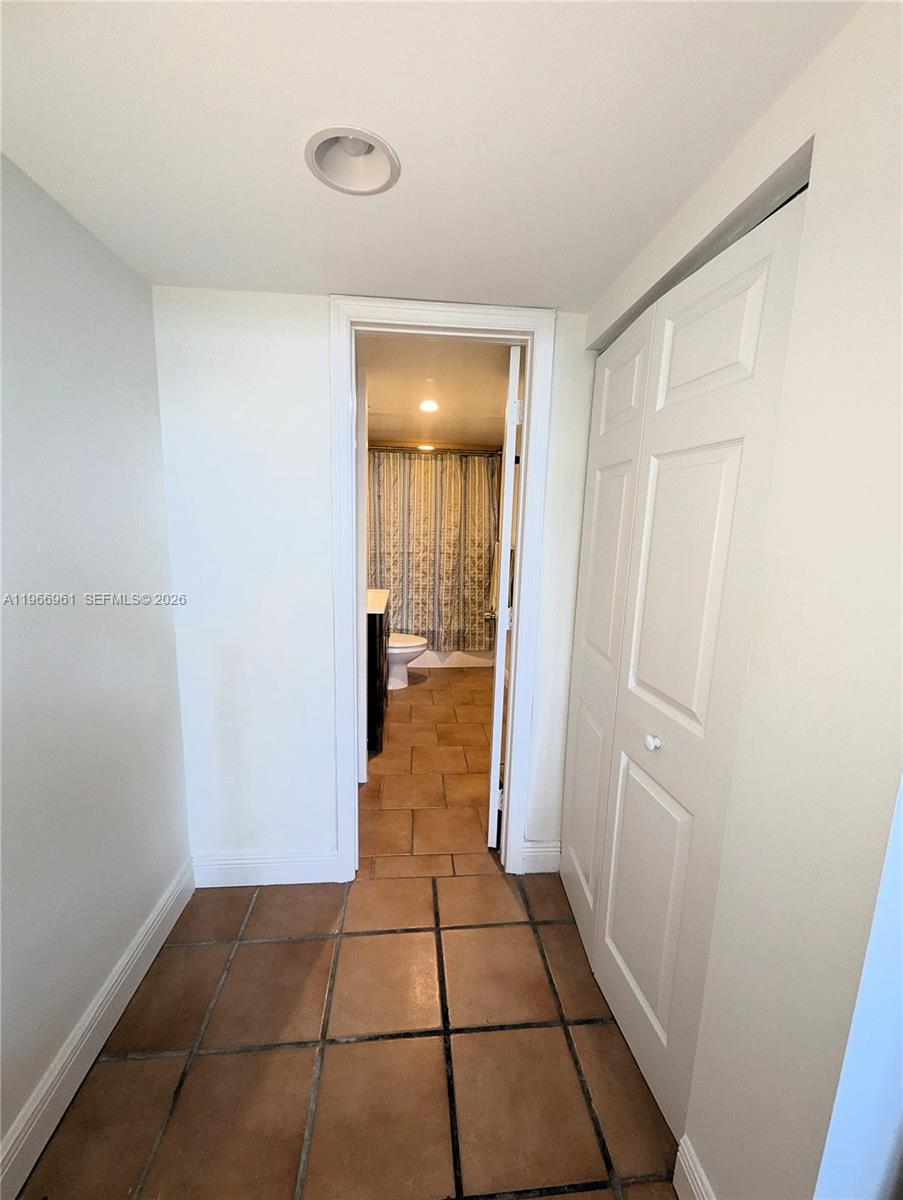 5161 Collins Ave #208 Miami Beach, FL 33140