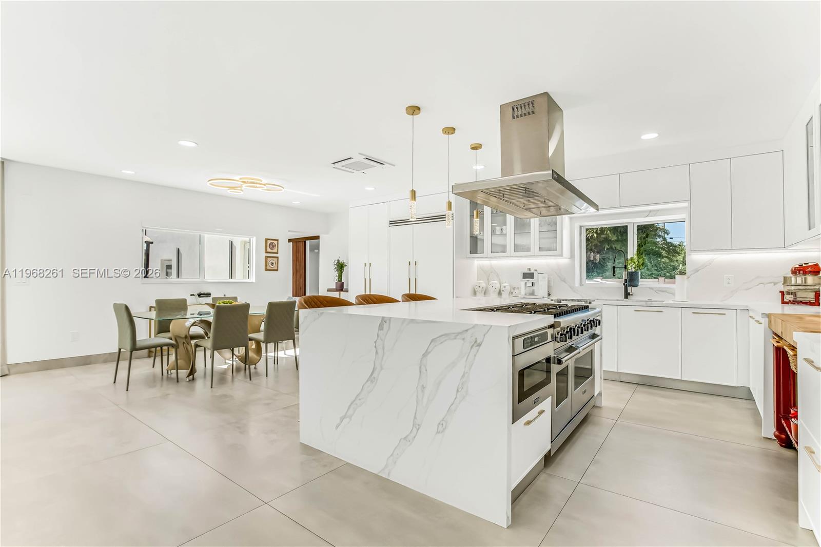 500 94th St Surfside, FL 33154