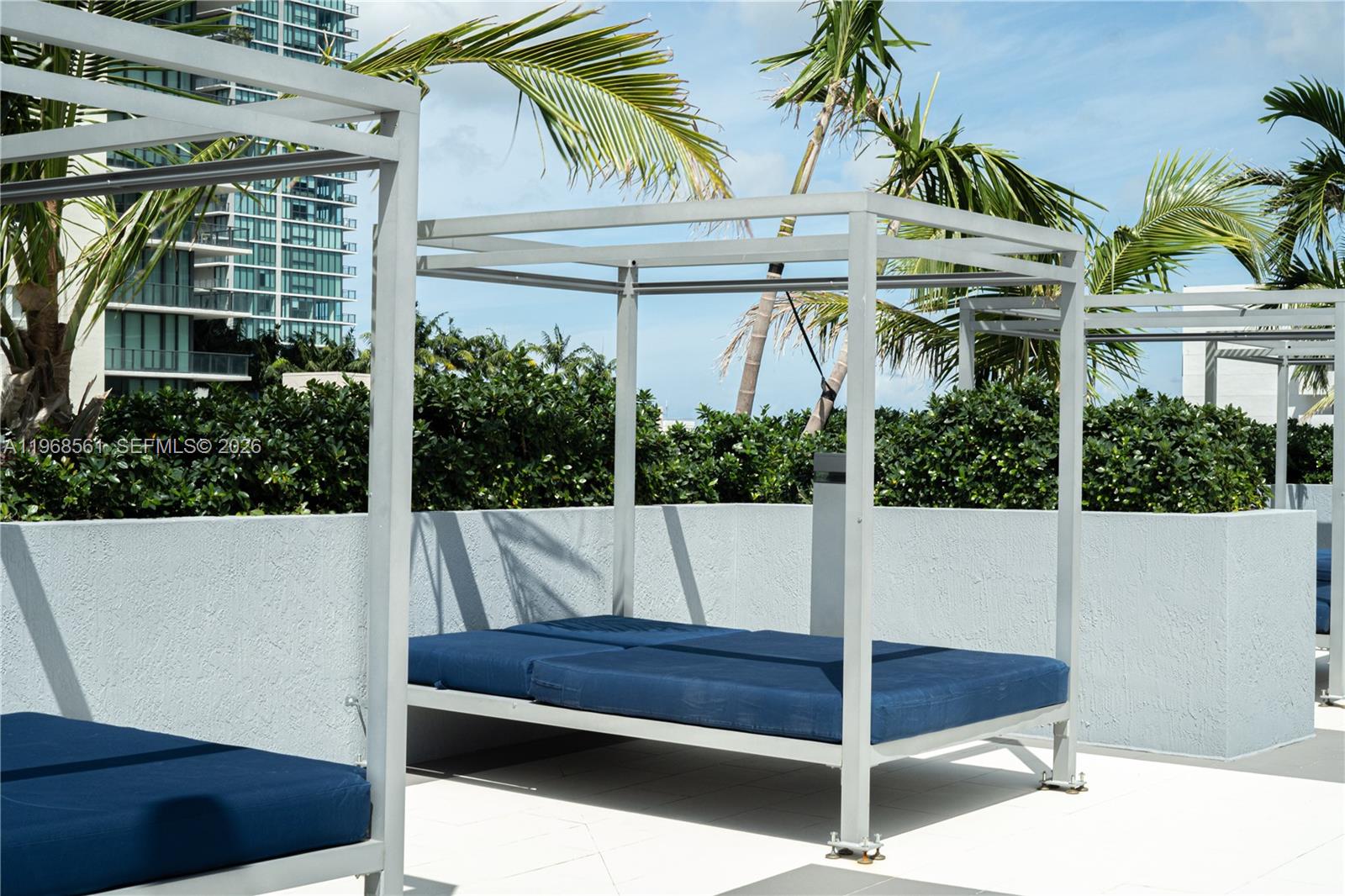 image Platinum Condominium13