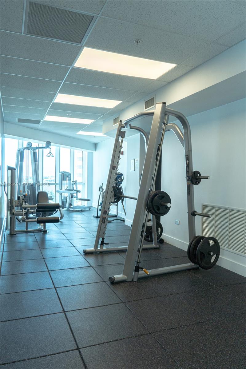 image Platinum Condominium15