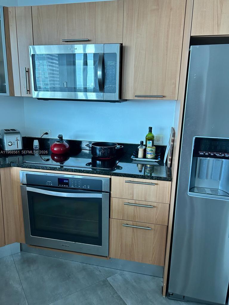 image Platinum Condominium3