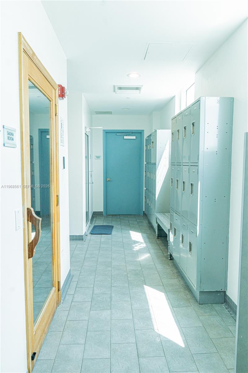 image Platinum Condominium7