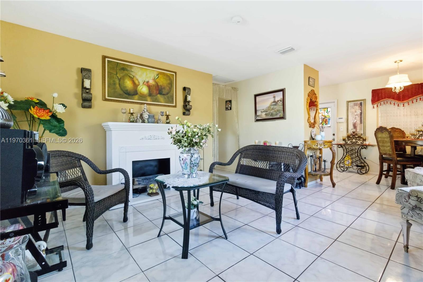 380 NW 133rd St North Miami, FL 33168