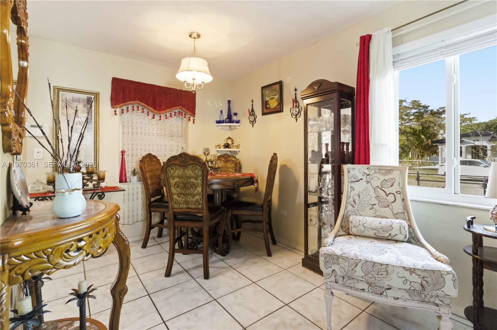 380 NW 133rd St North Miami, FL 33168