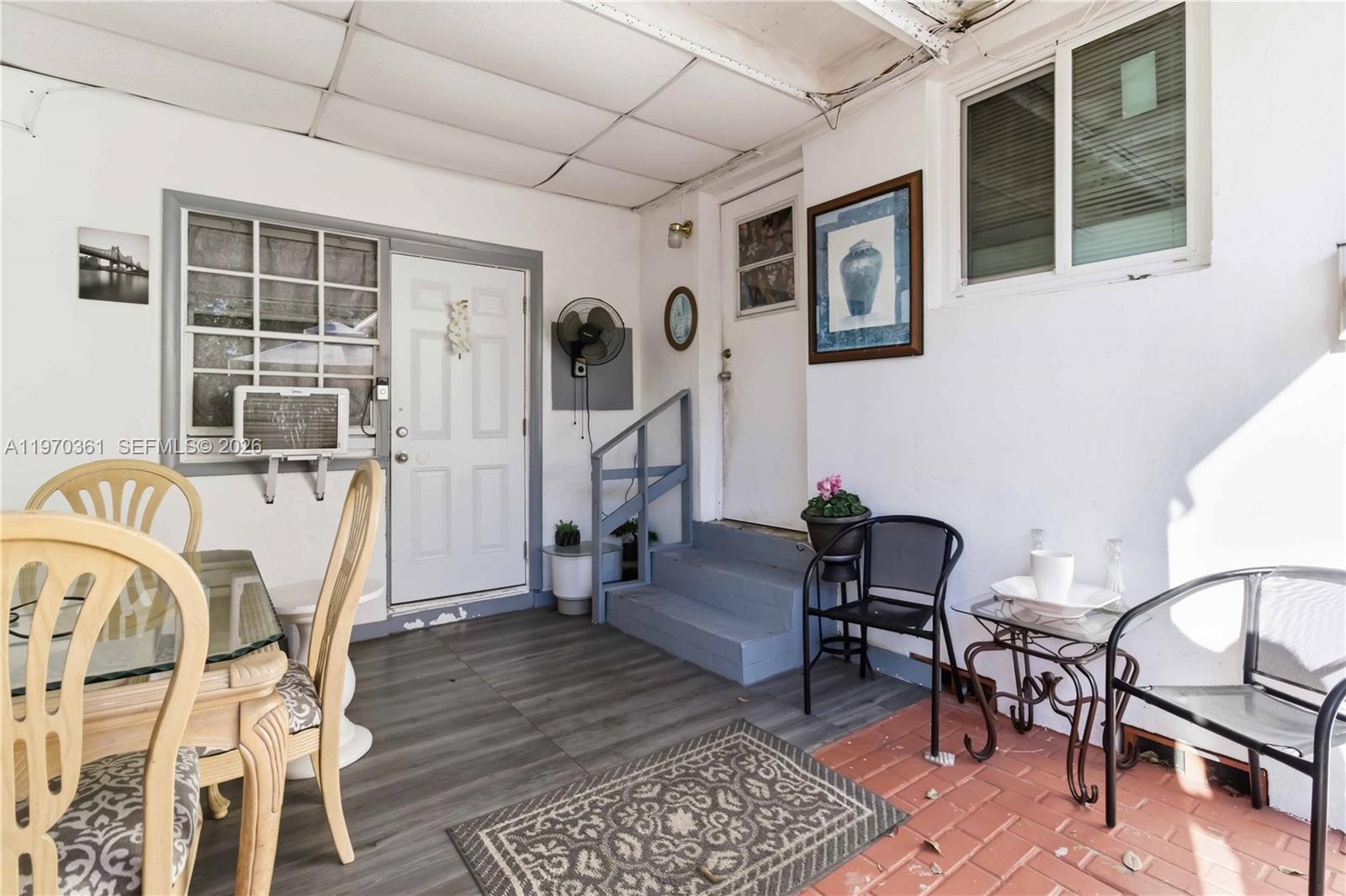 380 NW 133rd St North Miami, FL 33168