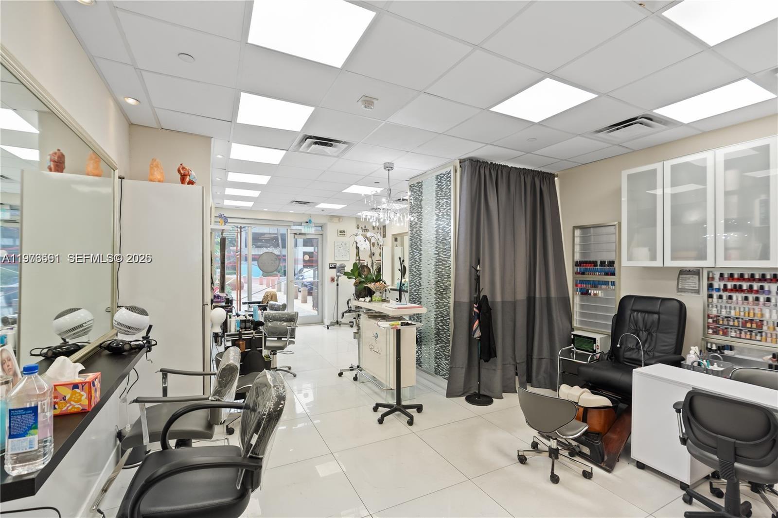 19370 Collins Ave #221 Sunny Isles Beach, FL 33160