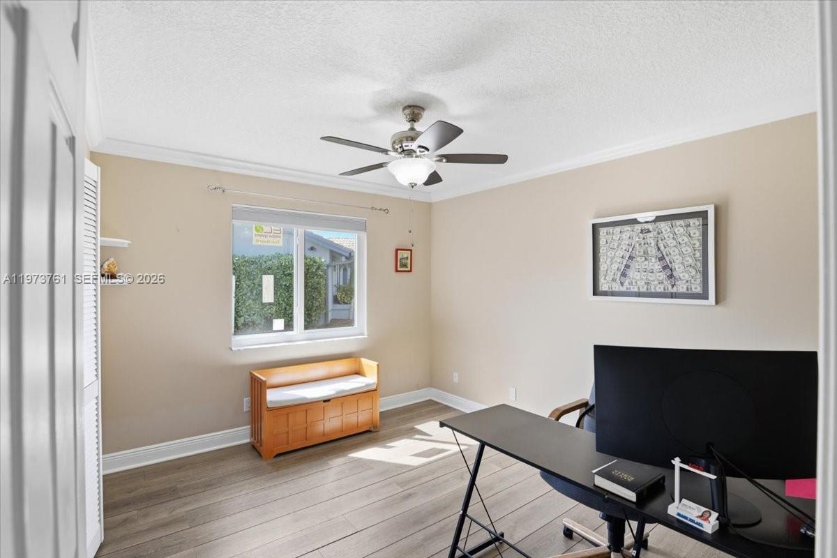 6520 Olde Moat Way Davie, FL 33331