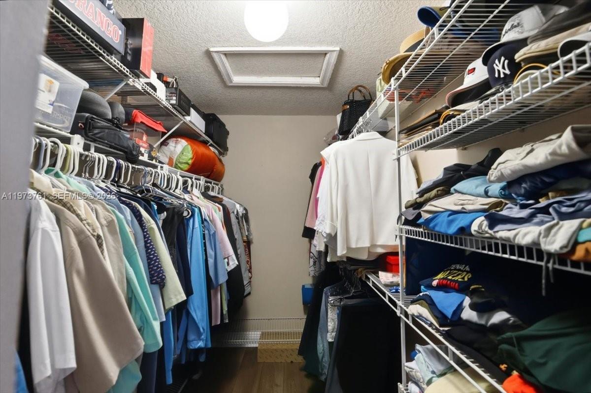 6520 Olde Moat Way Davie, FL 33331