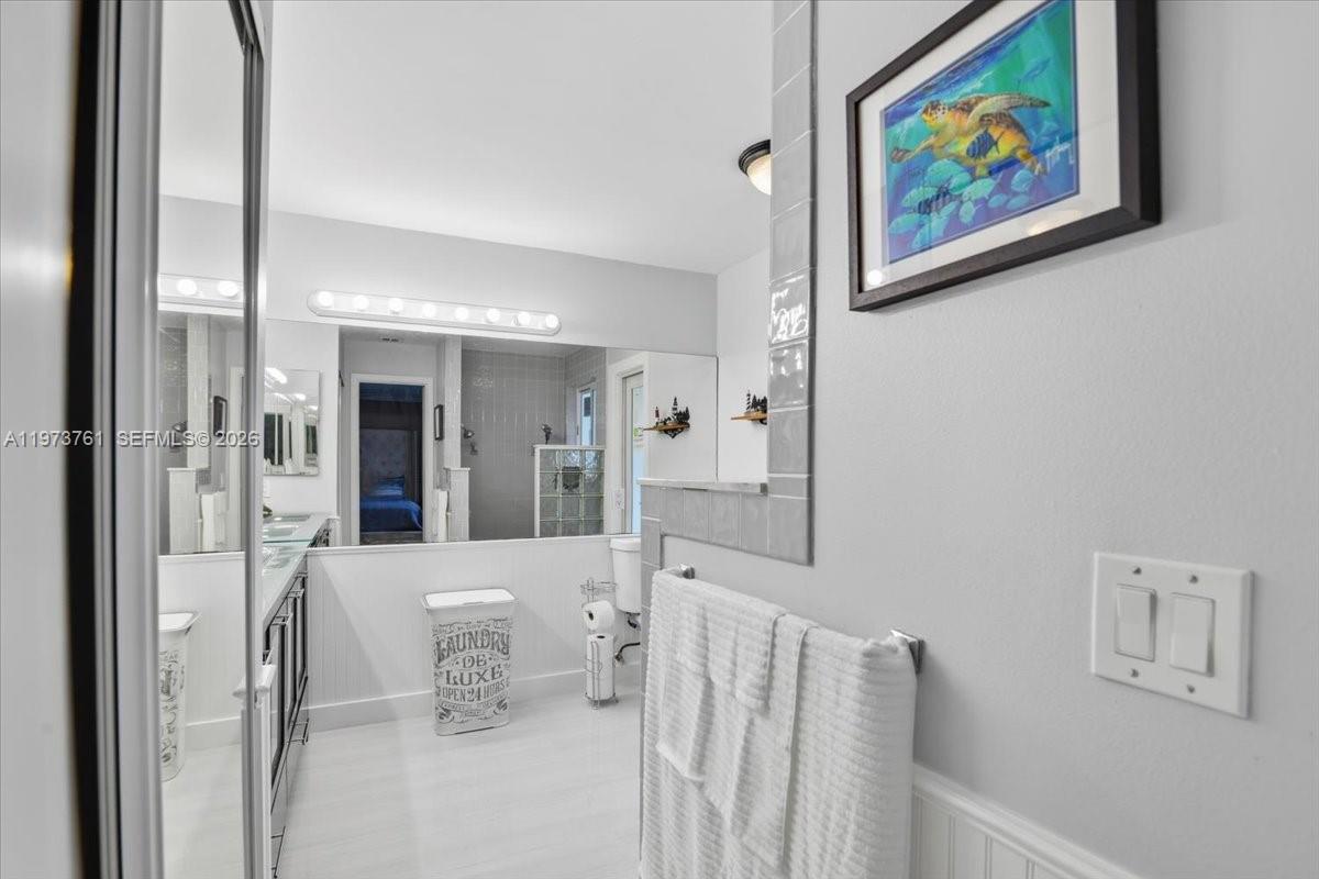 6520 Olde Moat Way Davie, FL 33331