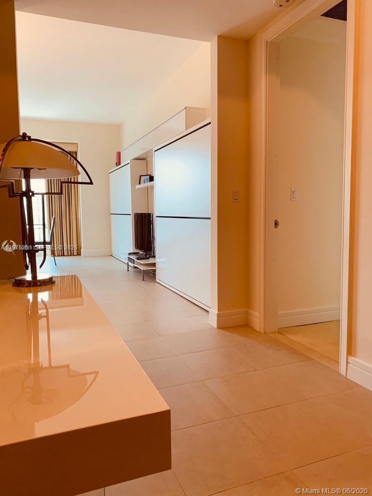 1425 Brickell Ave #43D Miami, FL 33131